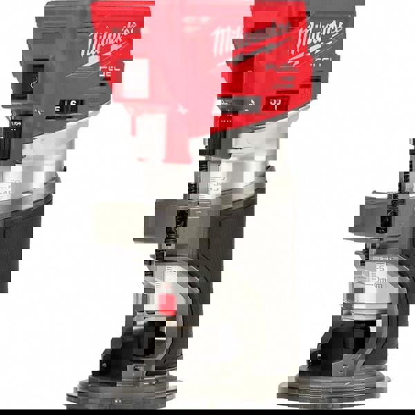 Electric Routers; Collet Size (Inch): 1/4; Collet Size: 1/4 in; Router Type: Compact Router; Voltage: 18; 18 V; Voltage: 18 V; Speed (RPM): 3100; Horse Power: 1.25 hp; 1.25 hp old; Overall Height: 6.86 in; Horsepower: 1.25 hp; 1.25 hp old; 1.25; Includes: